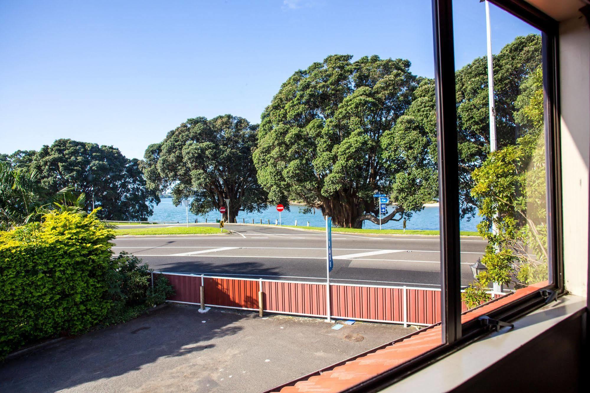 Bennetts Thermal Motor Inn Tauranga Exterior photo